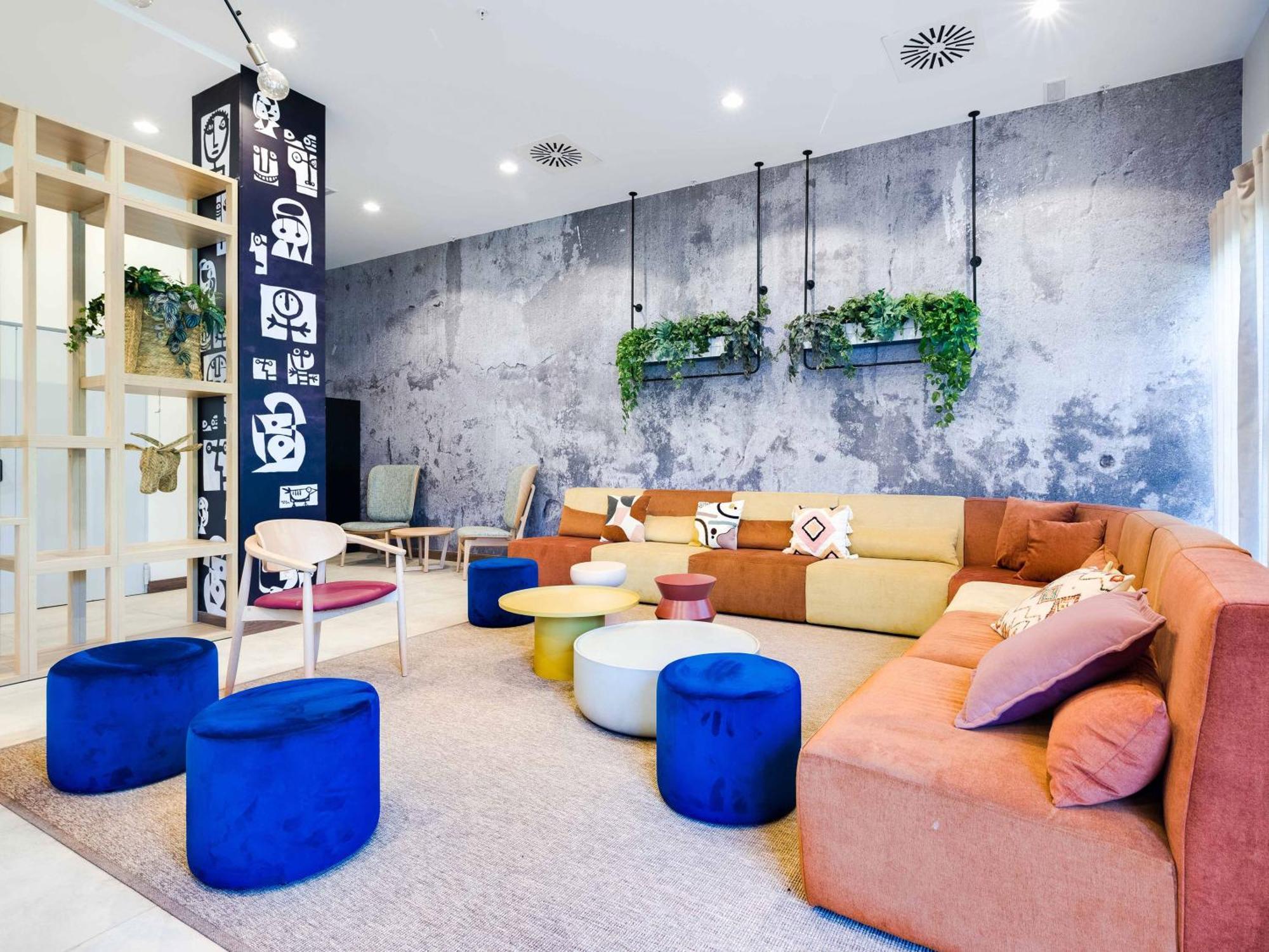 Livensa Living Studios Malaga Feria Buitenkant foto